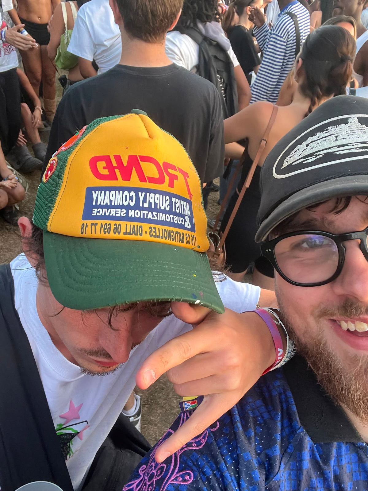 PERSONNES / TRÄNCËNĐ